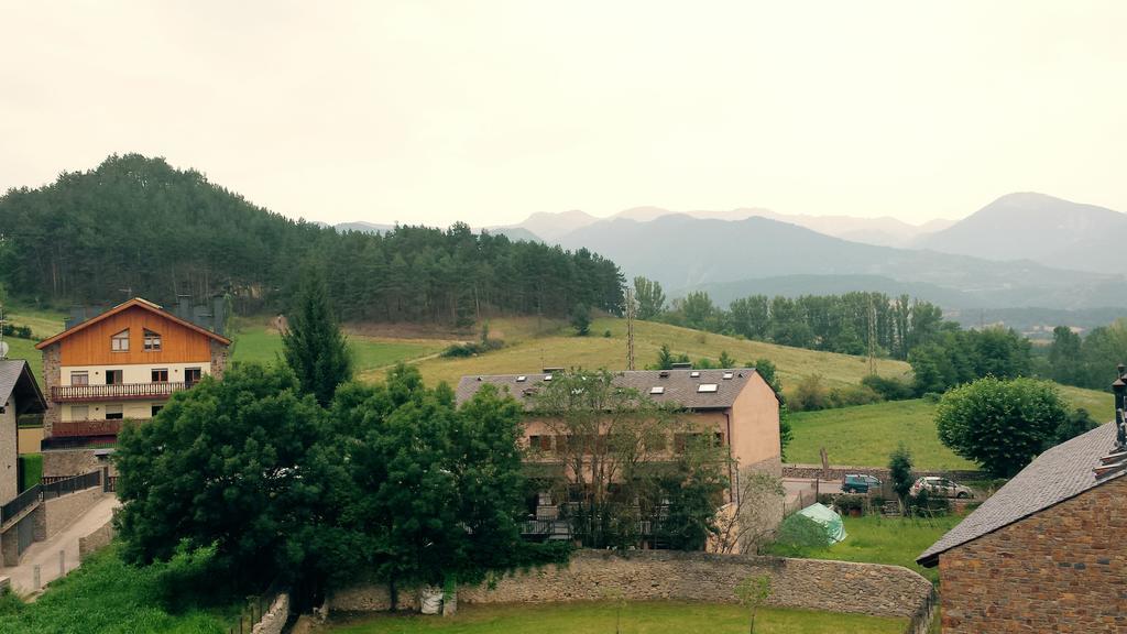Aparthotel Bellver Bellver De Cerdanya Ruang foto