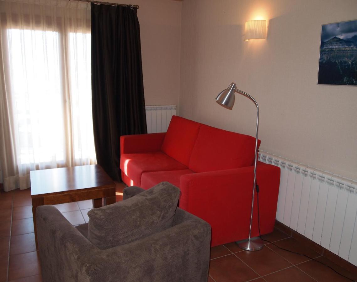 Aparthotel Bellver Bellver De Cerdanya Ruang foto